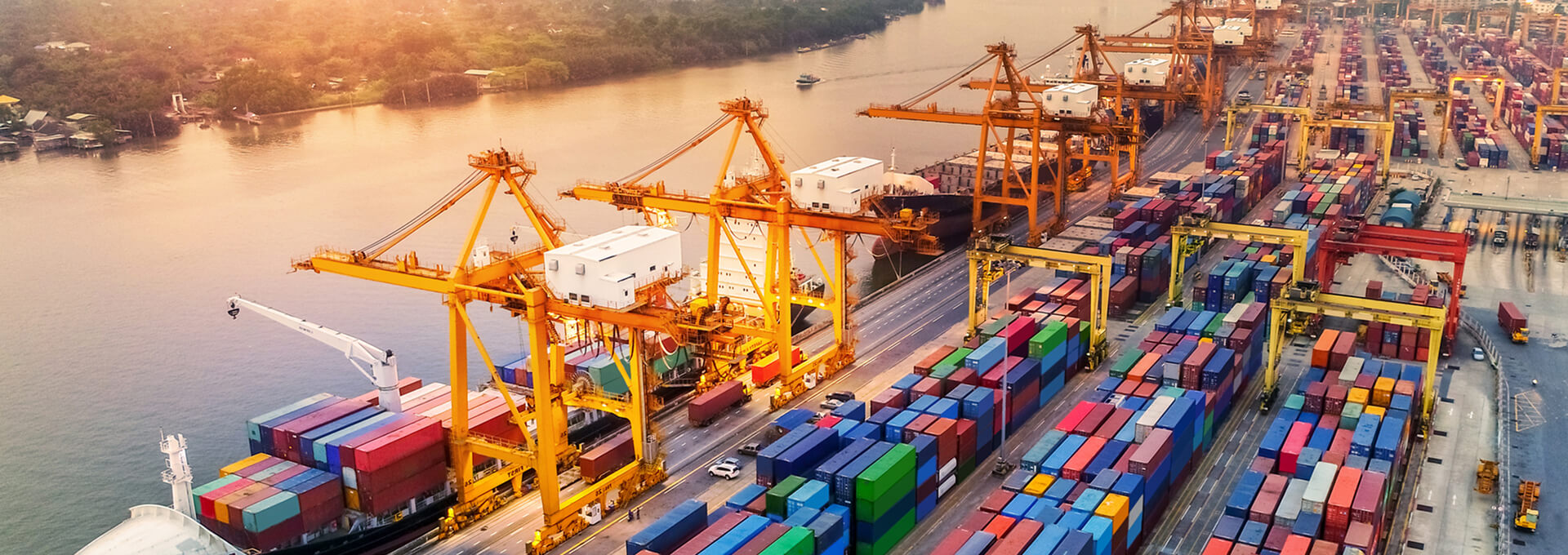 Vận chuyển container từ cảng về kho